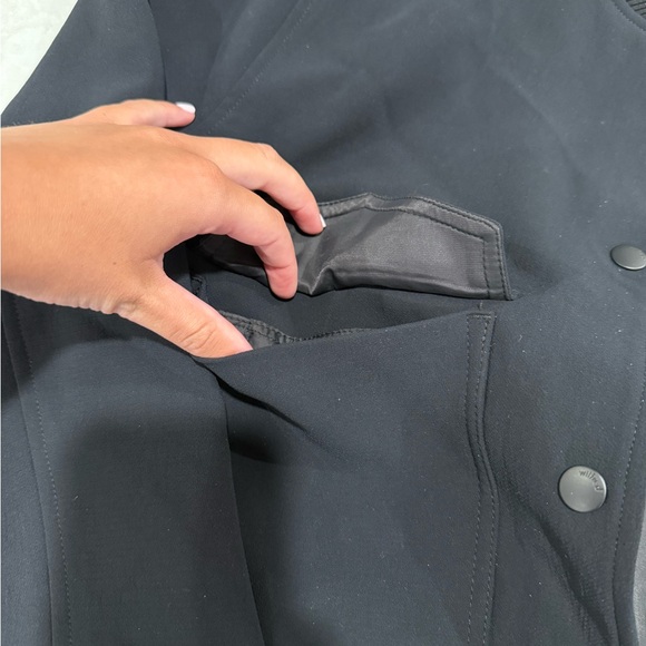 ARITIZA CROPPED BOMBER NWT - Picture 4 of 5